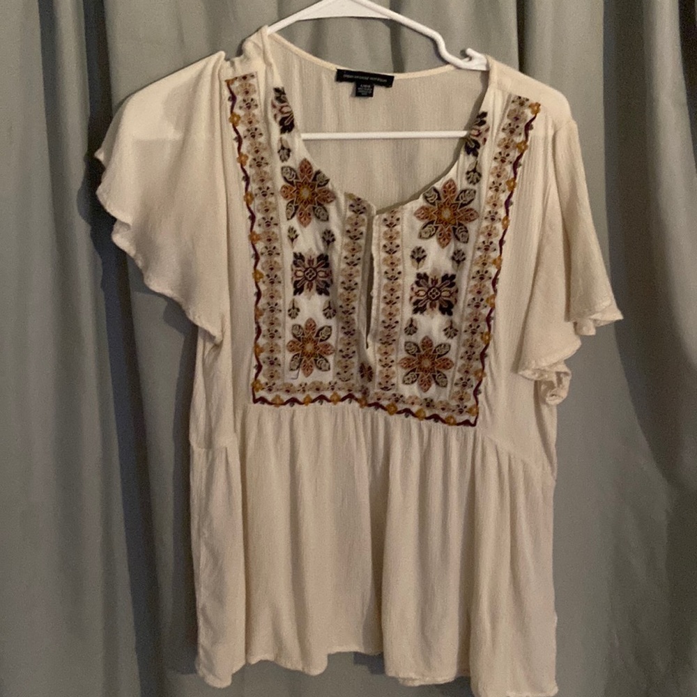 American Eagle 🦅 size large flowing shirt. Hippie look 👀